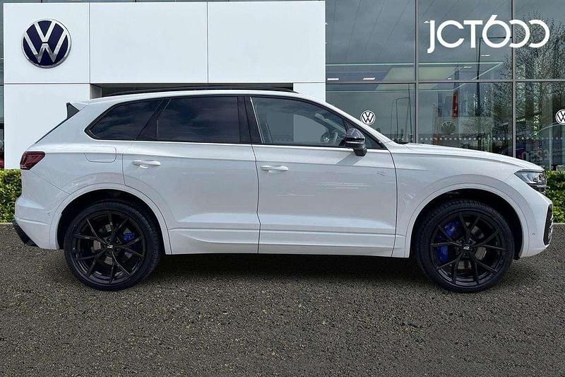 Used VW Touareg R 456 HP (335 kW) 2025 White SUV