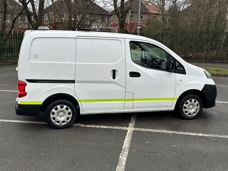 Used Nissan NV200 Acenta 2016 White MPV