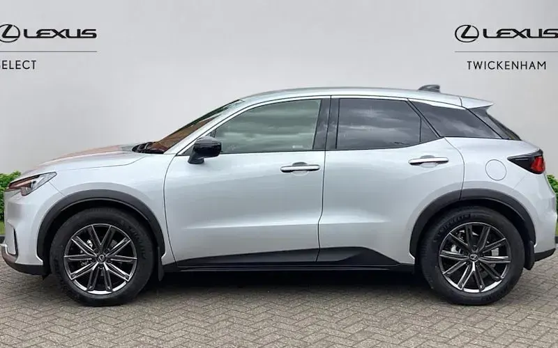 Used Lexus LBX 136 HP (100 kW) 2026 SUV