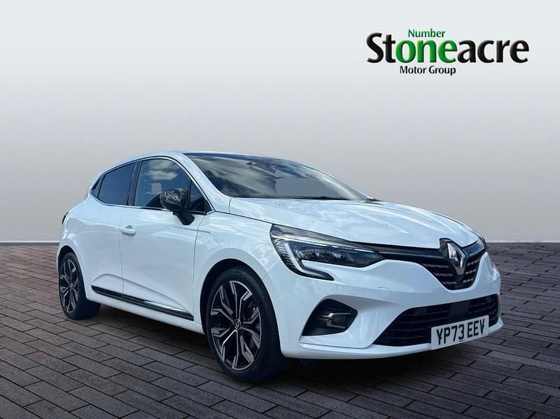 White Used 2023 Renault Clio V Techno Hatchback | £15,350 (Fair price) - Image 1/4