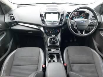 Used Ford Kuga Titanium 120 HP (88 kW) 2018 White SUV