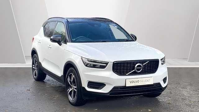 White Used 2021 Volvo XC40 R-Design SUV | £25,918 (Fair price) - Image 1/4