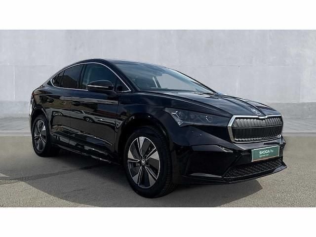 Black magic pearl effect New 2025 Skoda Enyaq iV SUV | £32,950 (A bit pricey) - Image 1/4