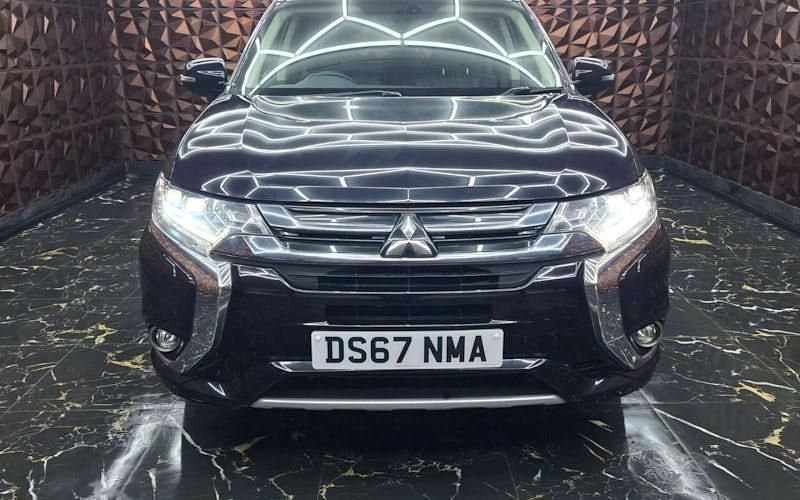 Used Mitsubishi Outlander P-HEV 203 HP (149 kW) 2018 Estate