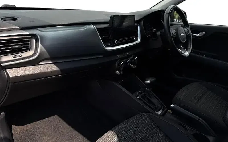 Usado Kia Stonic 101 CV (74 kW) 2024 SUV