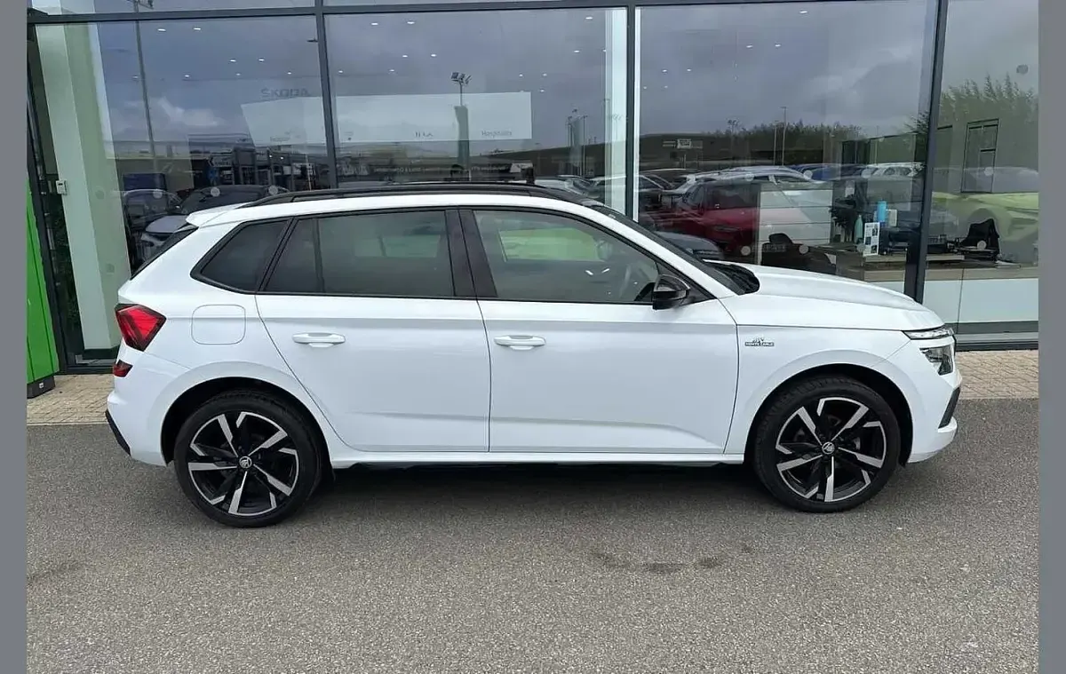 Used Skoda Kamiq Monte Carlo 113 HP (83 kW) 2024 Moon white metallic SUV