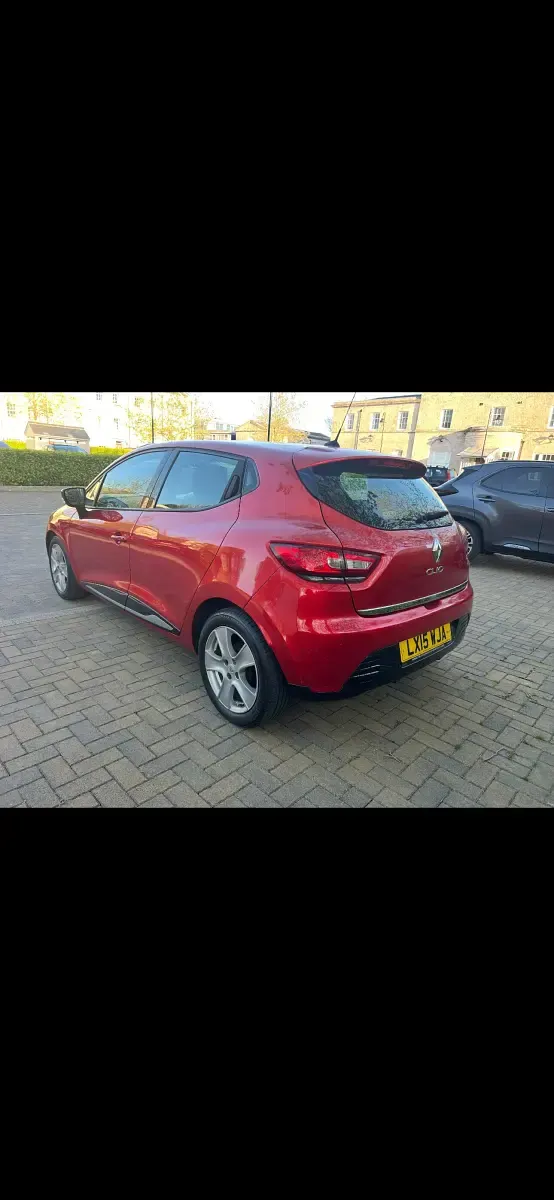 Used Renault Clio IV Dynamique 75 HP (55 kW) 2015 Red Hatchback