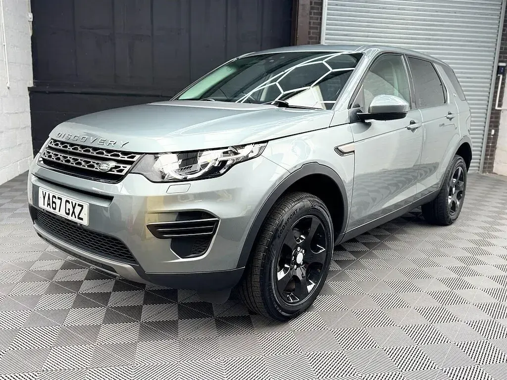 Used Land Rover Discovery Sport SE 150 HP (110 kW) 2017 Grey SUV
