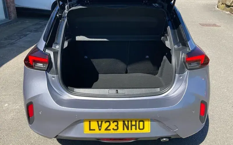 Second-hand Vauxhall Corsa Ultimate 101 CP (74 kW) 2023 Gri Hatchback