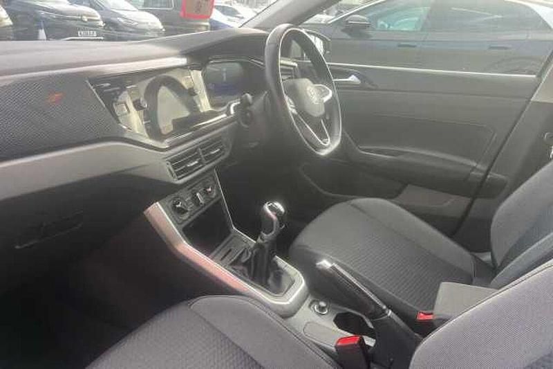 Begagnad VW Polo 95 HK (69 kW) 2023 Halvkombi