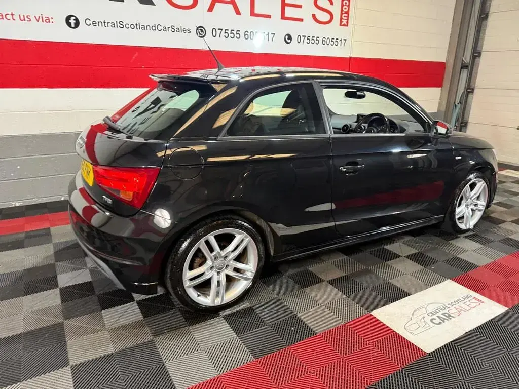 Used Audi A1 S-Line 122 HP (89 kW) 2012 Black Hatchback