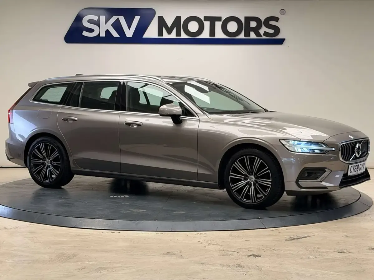 Used Volvo V60 Inscription 150 HP (110 kW) 2018 Grey Estate
