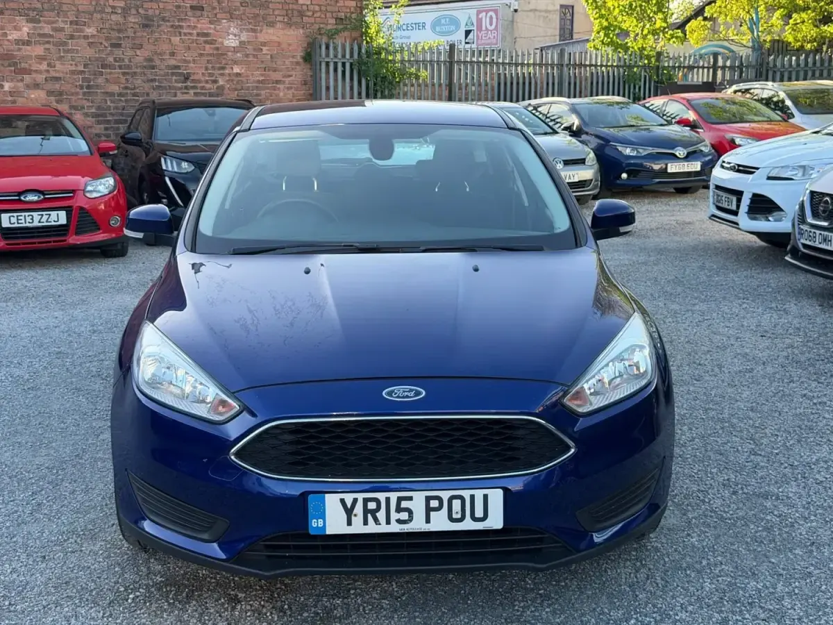 Begagnad Ford Focus Style 2015 Blå Halvkombi