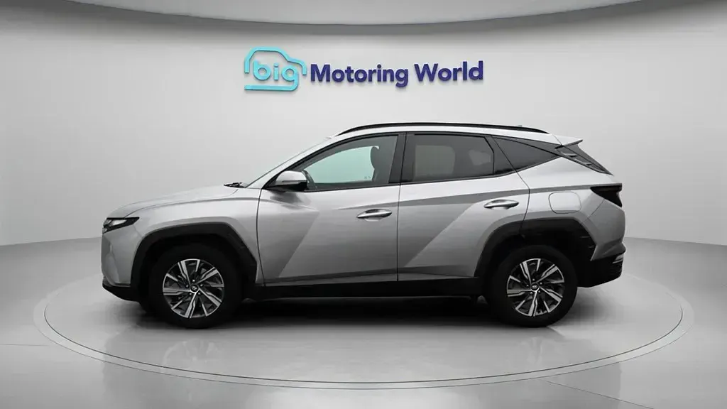 Begagnad Hyundai Tucson SE 150 HK (110 kW) 2024 Silver SUV