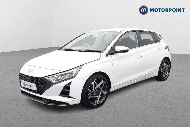 Used Hyundai i20 Premium 2025 White Hatchback
