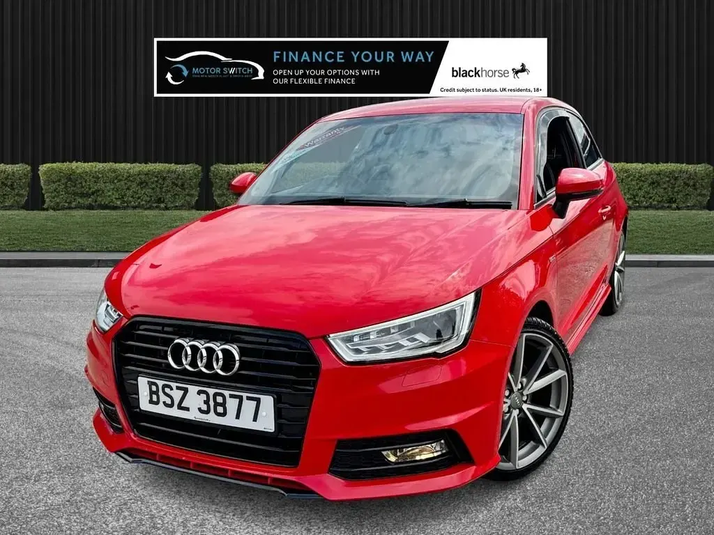 Usado Audi A1 Black Edition 150 HP (110 kW) 2017 Vermelho Citadino