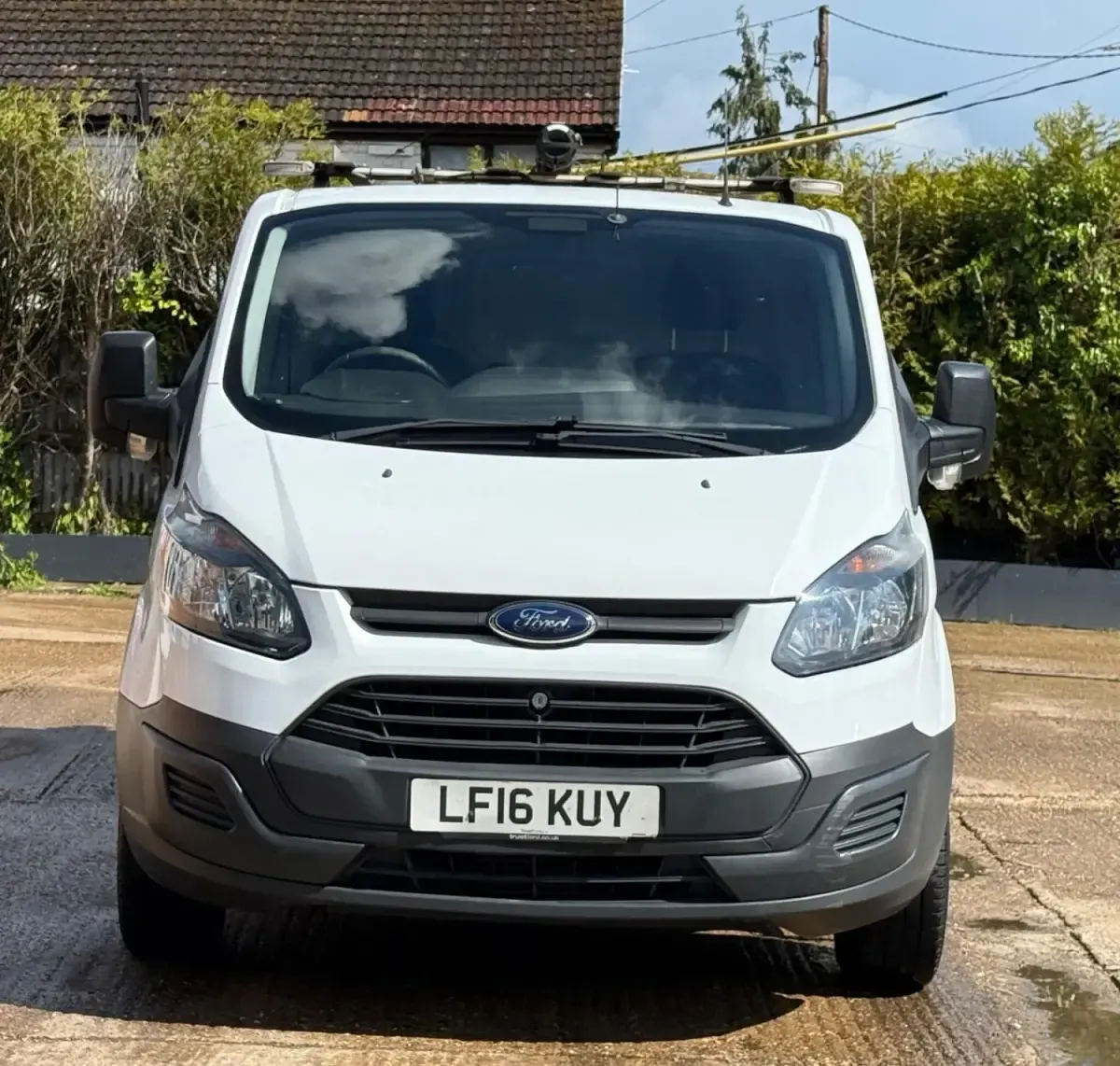 Used Ford Transit Custom 100 HP (73 kW) 2016 White Van