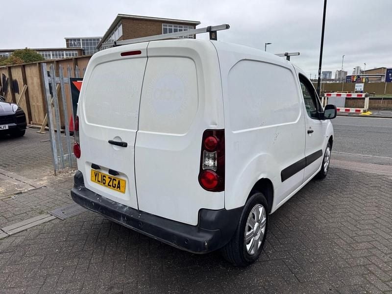 Used Peugeot Partner S 2016 White MPV
