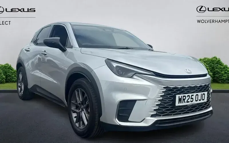 Used Lexus LBX 136 HP (100 kW) 2026 SUV