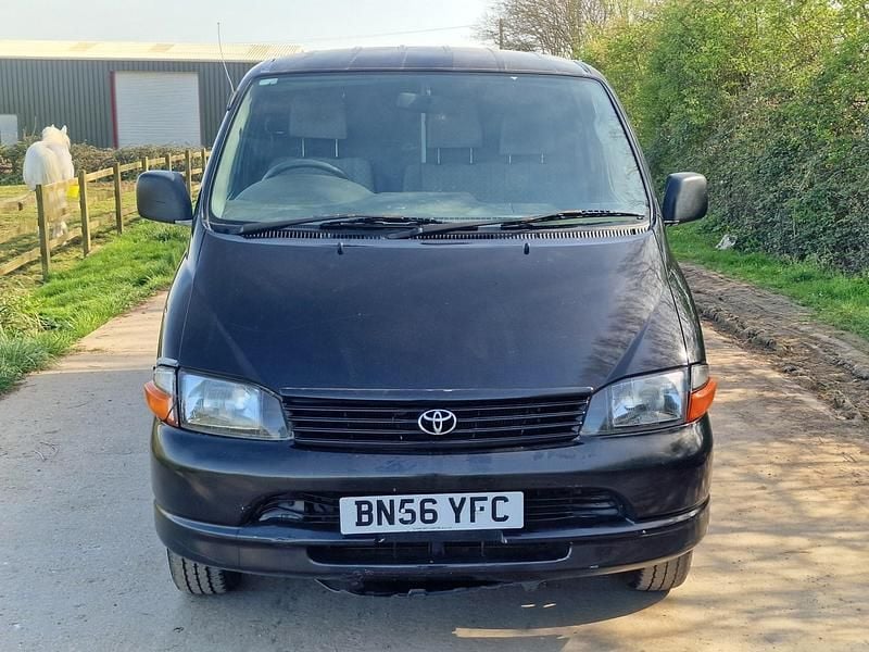 Used Toyota HiAce 88 HP (64 kW) 2006 Black
