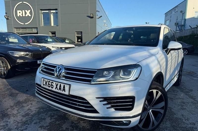 Used VW Touareg R-line 262 HP (192 kW) 2016 White SUV