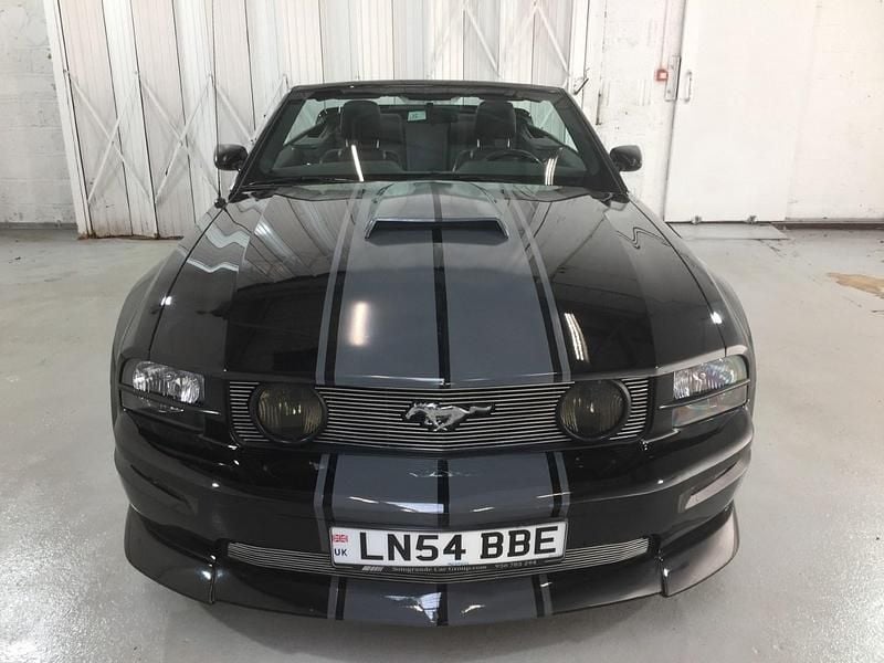Used Ford Mustang GT Convertible 300 HP (220 kW) 2024 Black Cabriolet