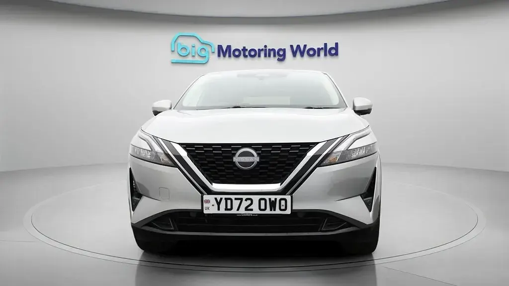 Used Nissan Qashqai N-Connecta 140 HP (102 kW) 2022 Silver SUV