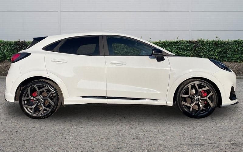 Usado Ford Puma ST 170 HP (125 kW) 2023 Branco SUV