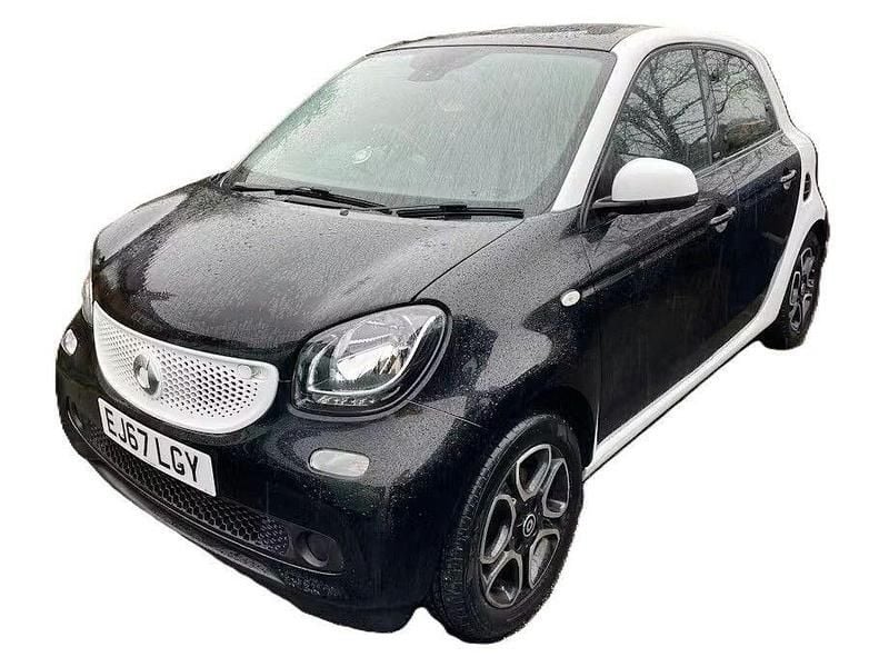 Used Smart ForFour Premium 90 HP (66 kW) 2017 White Hatchback