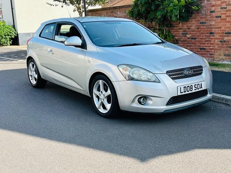 Used Kia ProCeed Sport 2008 Silver Hatchback