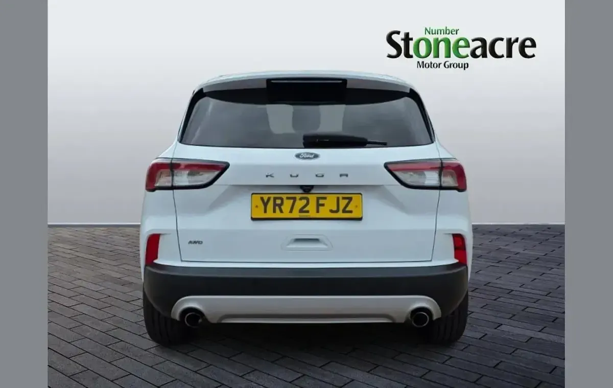 Used Ford Kuga Titanium 190 HP (139 kW) 2022 White SUV