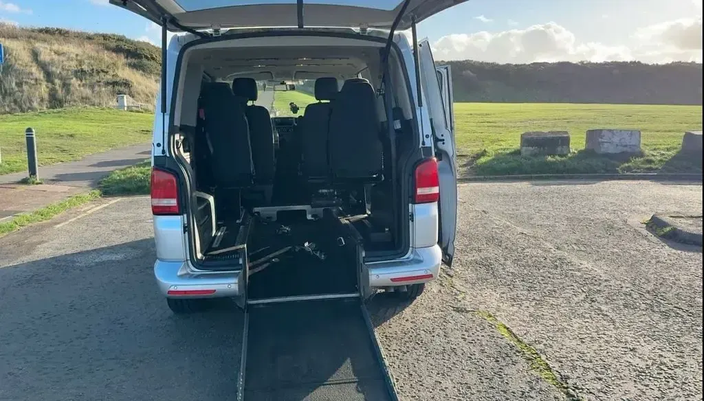 Used VW Transporter SE 180 HP (132 kW) 2014 Silver Van
