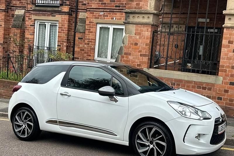 Used 2015 Citroën DS3 PureTech Hatchback | £2,950 (Good price) - Image 1/1