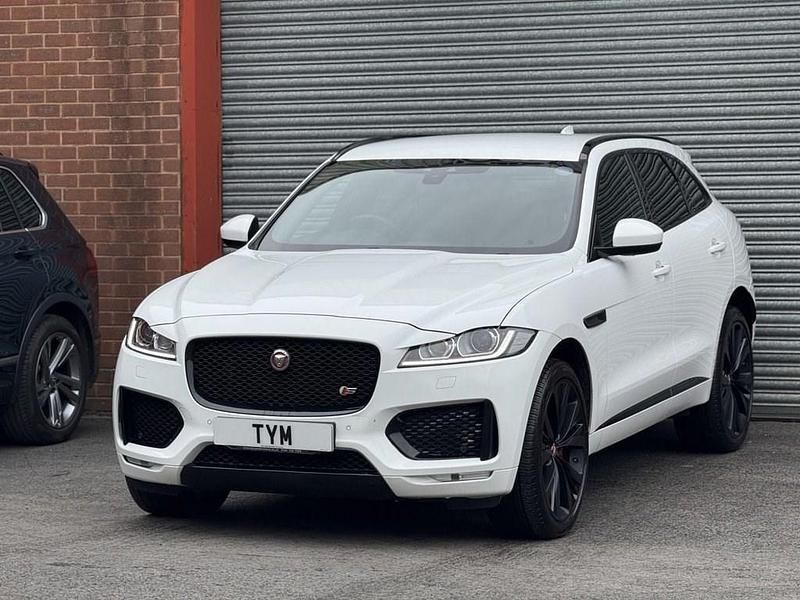 Used Jaguar F-Pace S 300 HP (220 kW) 2017 White SUV