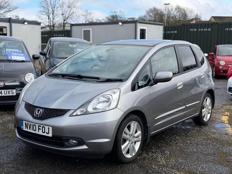 Second-hand Honda Jazz EX 100 CP (73 kW) 2010 Argintiu Hatchback