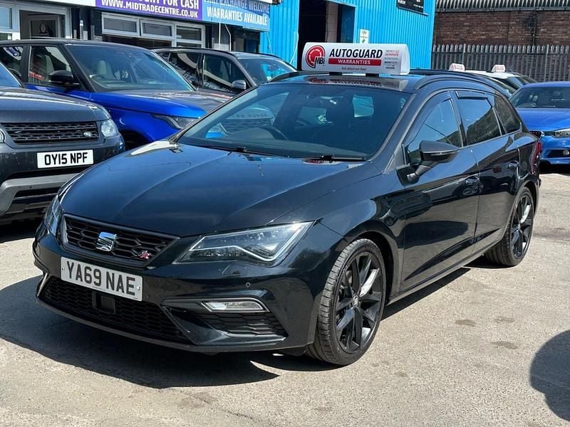 Begagnad Seat Leon Black Edition 2020 Svart Kombi