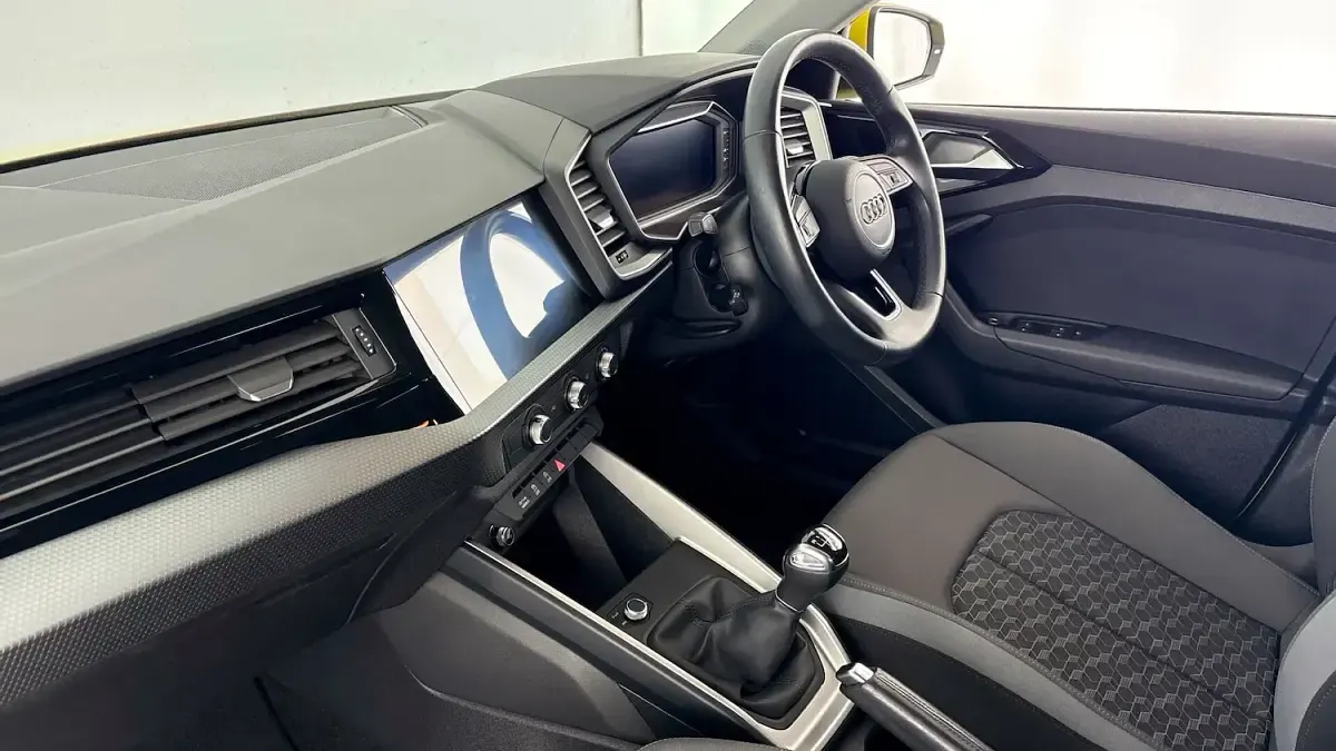 Used Audi A1 Sportback Sport 2020 Python yellow Hatchback