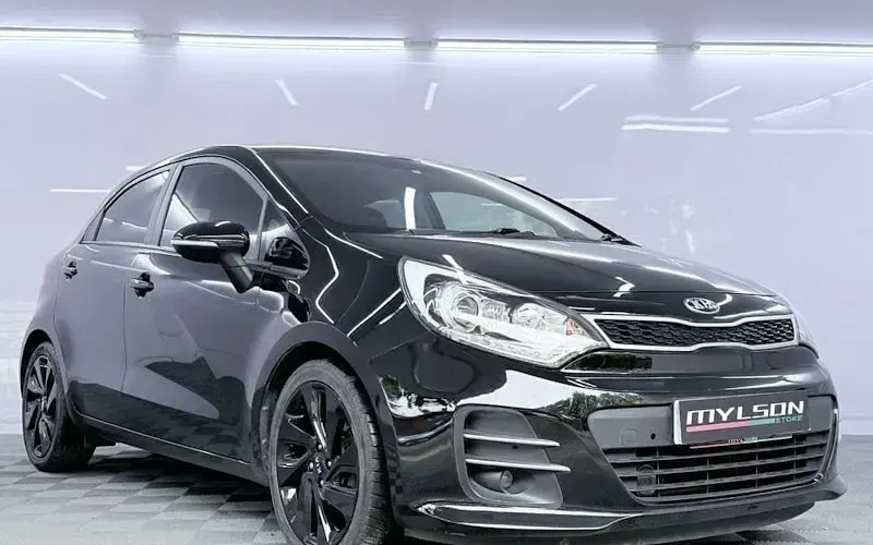 Begagnad Kia Rio 90 HK (66 kW) 2016 Halvkombi