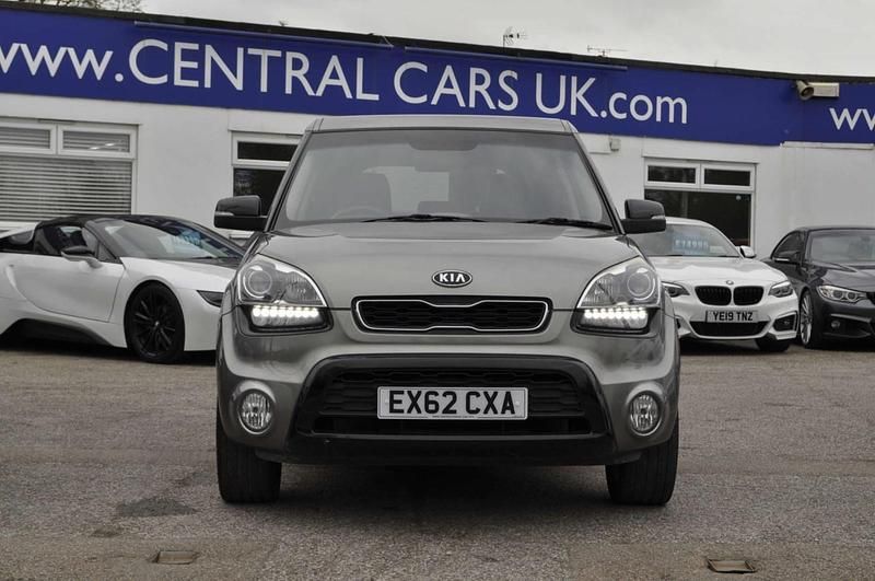 Used Kia Soul 126 HP (92 kW) 2012 Silver SUV