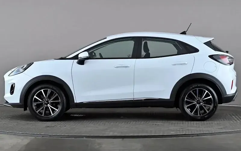 Used Ford Puma Titanium 125 HP (91 kW) 2023 White SUV
