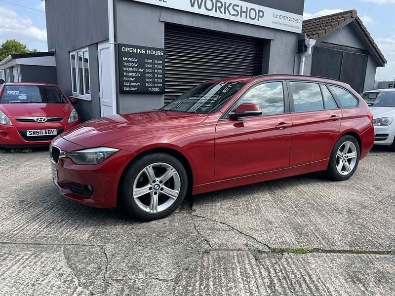 Red Used 2012 BMW 316 Estate | £3,895 - Image 1/4