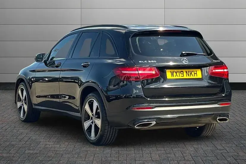 Used Mercedes GLC250 Urban 208 HP (152 kW) 2019 Black SUV