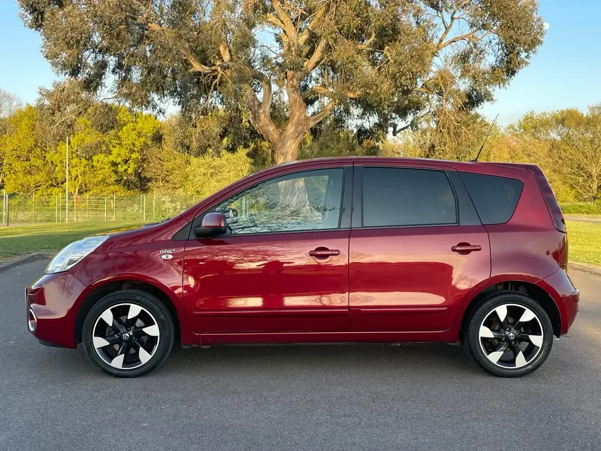 Used Nissan Note N-TEC 110 HP (80 kW) 2012 Red MPV