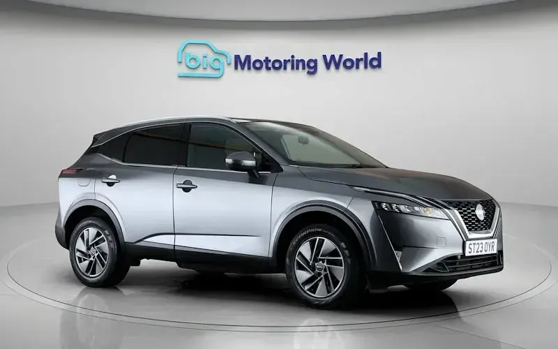 Used Nissan Qashqai Acenta Premium 140 HP (102 kW) 2023 Grey SUV