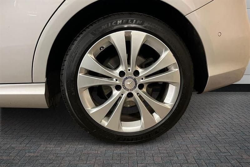 Used Mercedes B200 Executive 156 HP (114 kW) 2017 Silver MPV