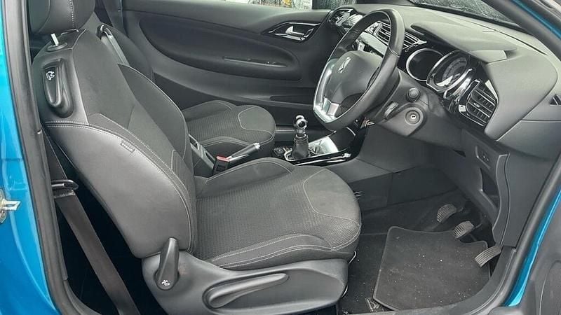 Image 3/4