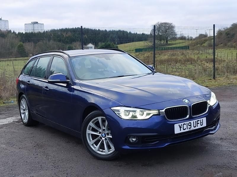 Used BMW 318 Comfort Edition 136 HP (100 kW) 2019 Blue Estate