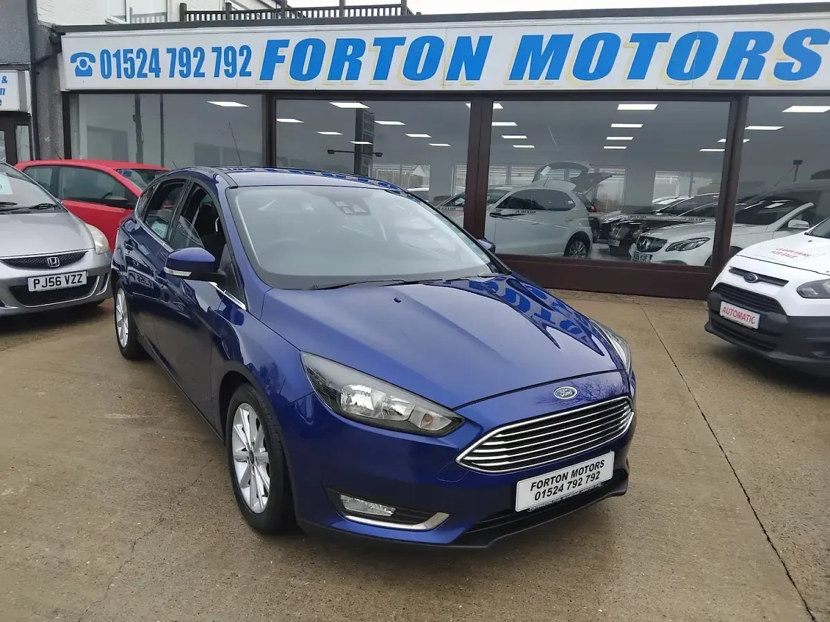 Used Ford Focus Titanium 2016 Blue Hatchback