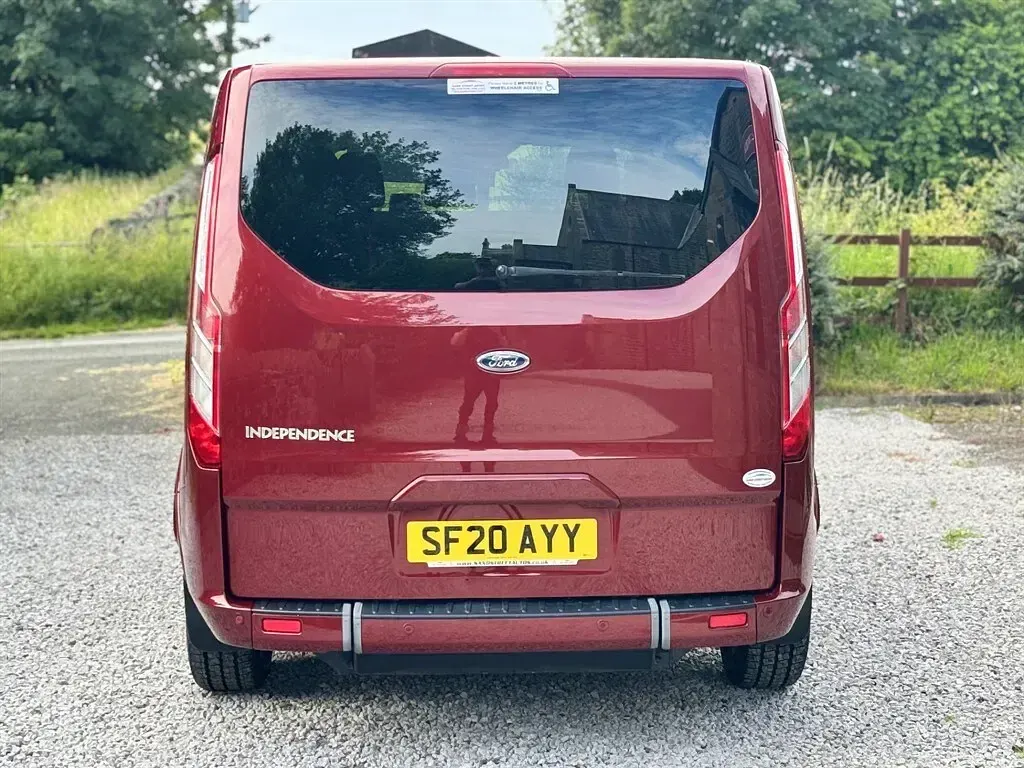 Used Ford Tourneo Custom Titanium 2020 Red Van