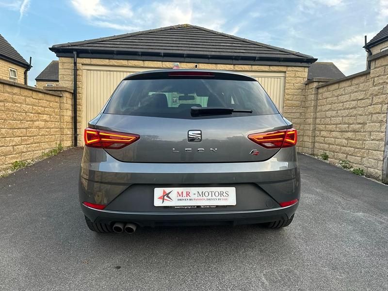 Used Seat Leon FR 125 HP (91 kW) 2017 Grey Hatchback